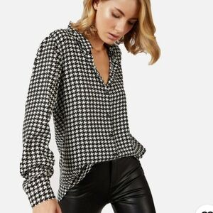 Big Dart black and‎ white Button-Down Shirt